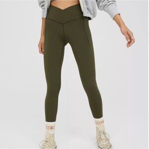 OFFLINE by Aerie Crossover Pocket Leggings